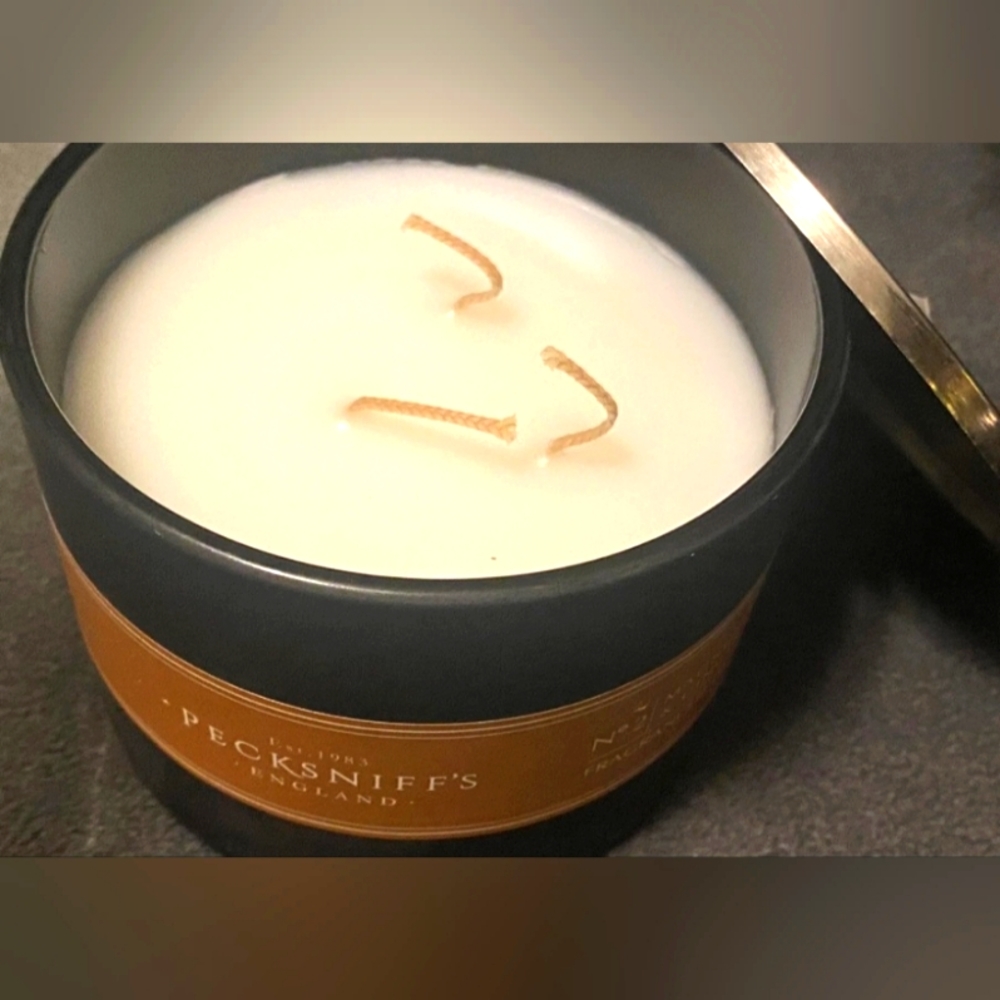 Pecksniff's~No2~MAGNOLIA & GINGER~AROMATHERAPY~CANDLE~3 Wick 10.1 Oz 300g w/Lid